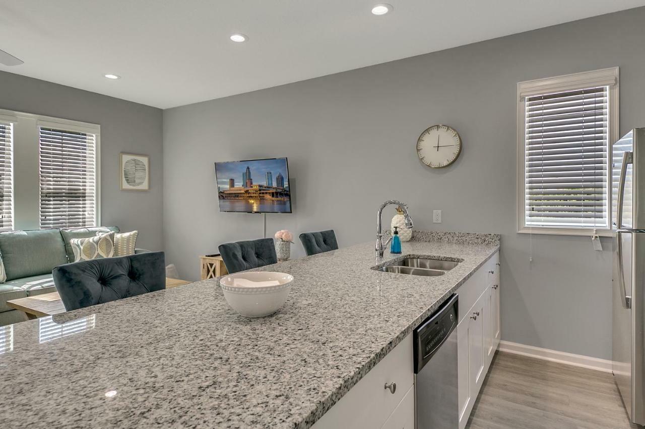 Апартаменты New 3/2 Duplex Minutes From Heart Of Tampa -Unit B Экстерьер фото