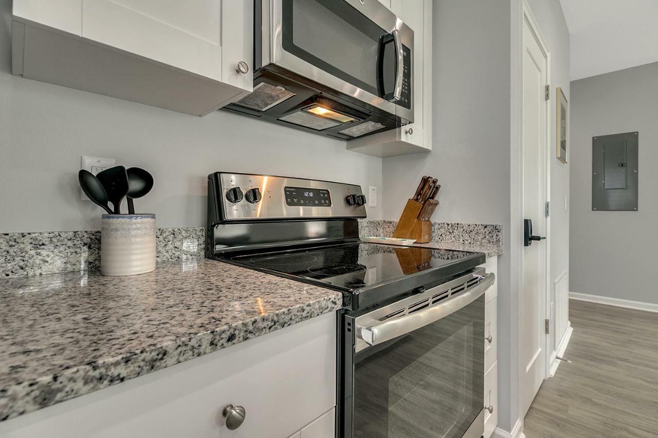 Апартаменты New 3/2 Duplex Minutes From Heart Of Tampa -Unit B Экстерьер фото