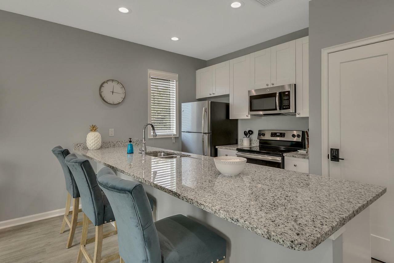 Апартаменты New 3/2 Duplex Minutes From Heart Of Tampa -Unit B Экстерьер фото