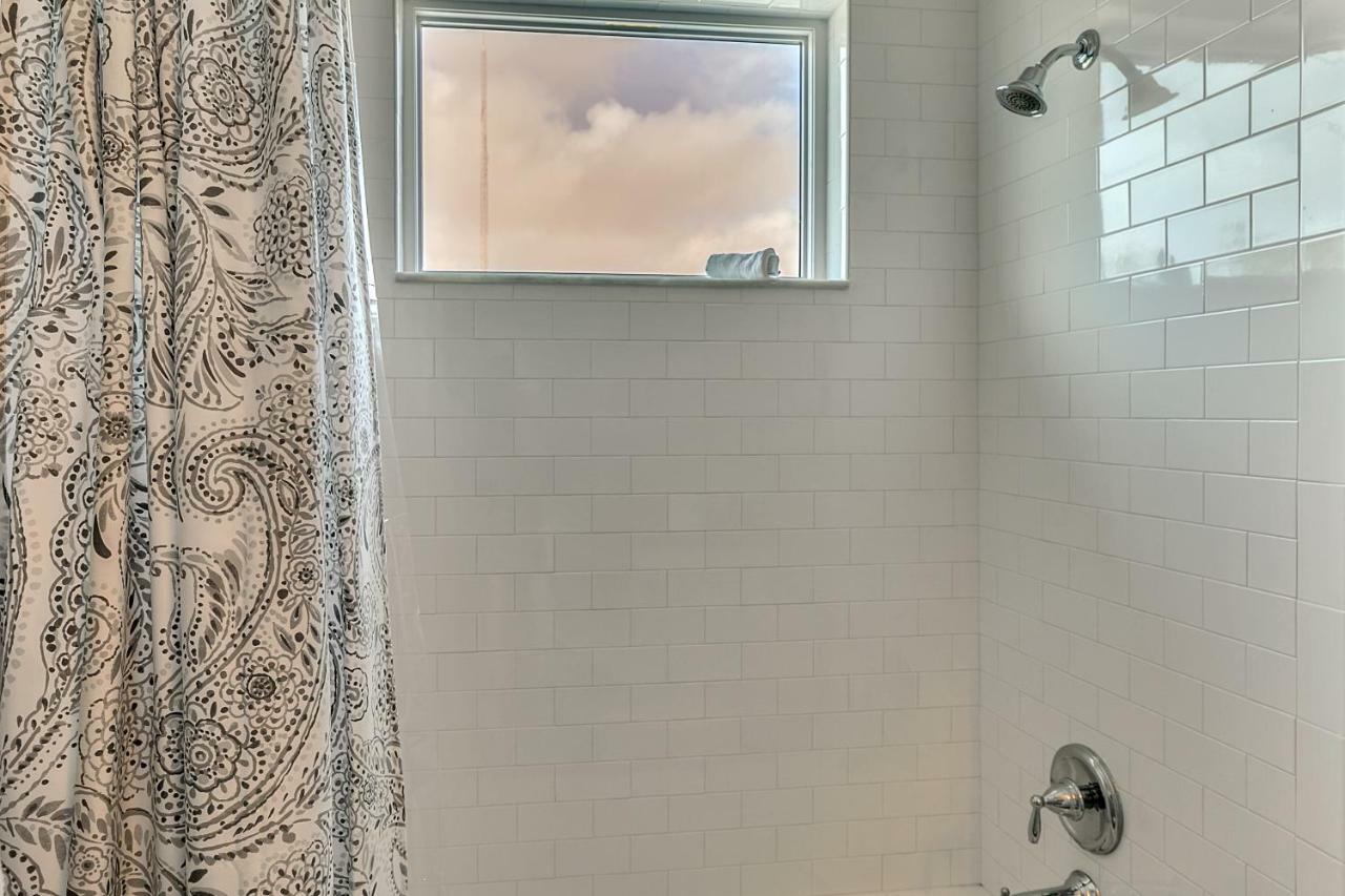 Апартаменты New 3/2 Duplex Minutes From Heart Of Tampa -Unit B Экстерьер фото