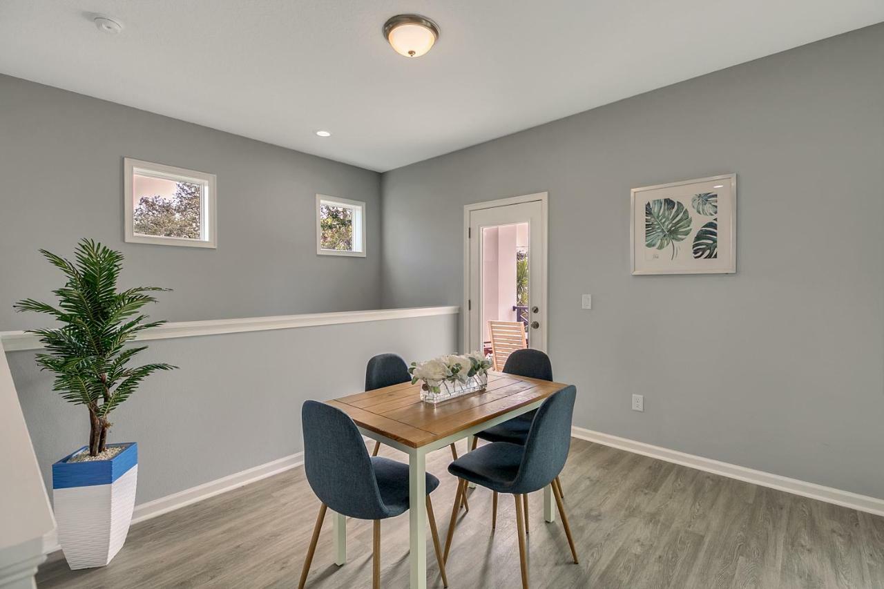 Апартаменты New 3/2 Duplex Minutes From Heart Of Tampa -Unit B Экстерьер фото